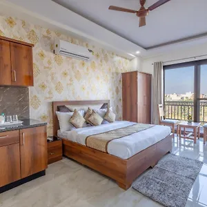 https://gill-comfort-inn.top-gurgaonhotels.com