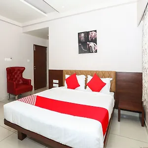 https://oyo-15220-jn-stay-mysore.mysorehotels.org
