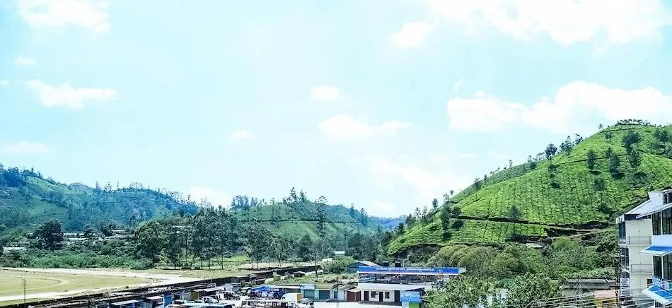 Pranav 4 Seasons Hotel Munnar
