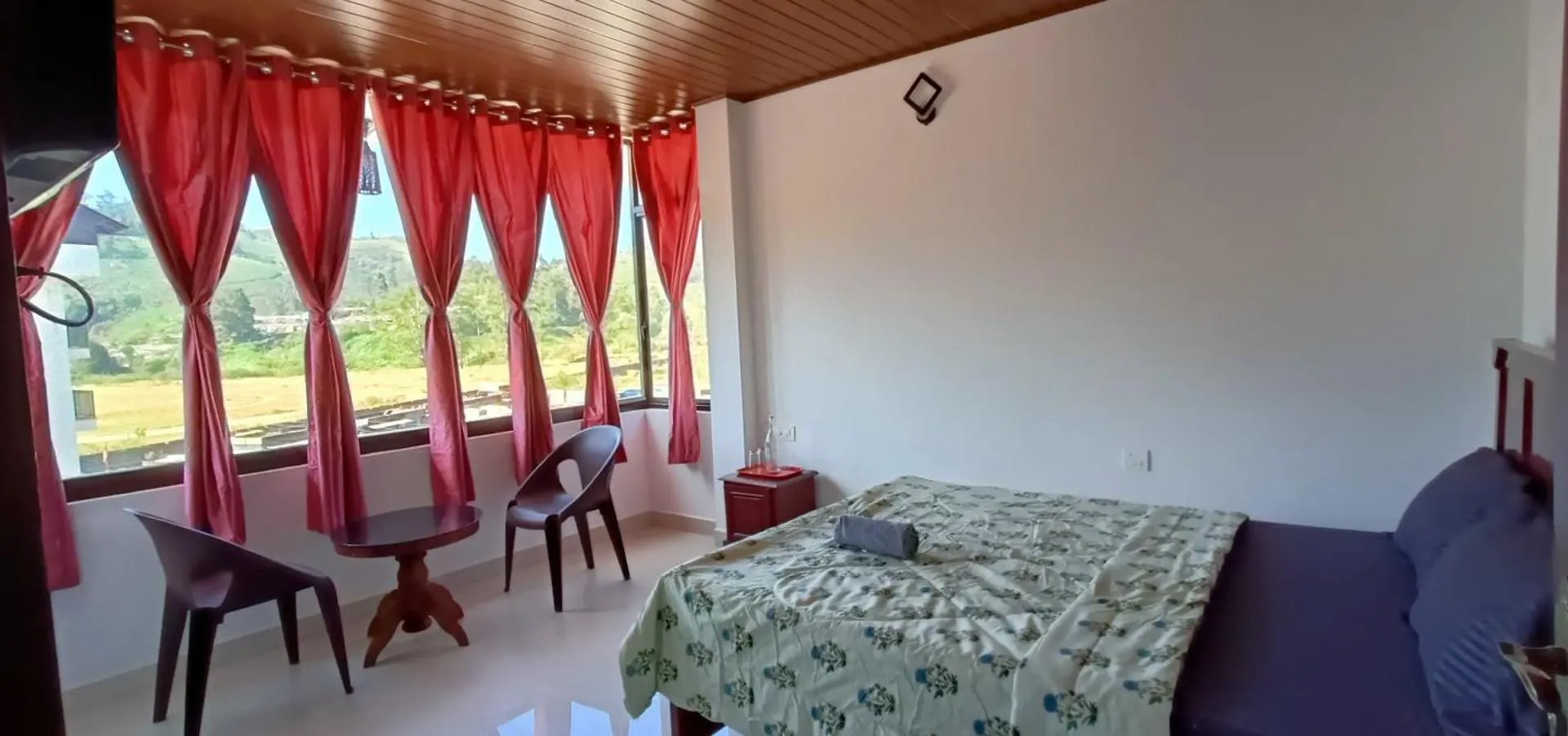 Pranav 4 Seasons Hotel Munnar 3*,  India