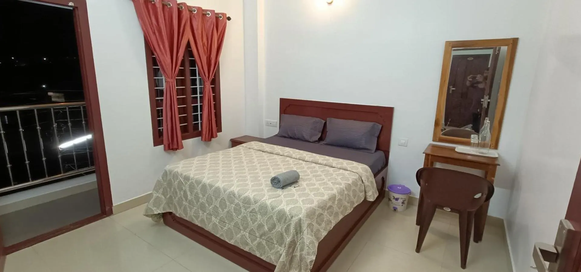 Pranav 4 Seasons Hotel Munnar